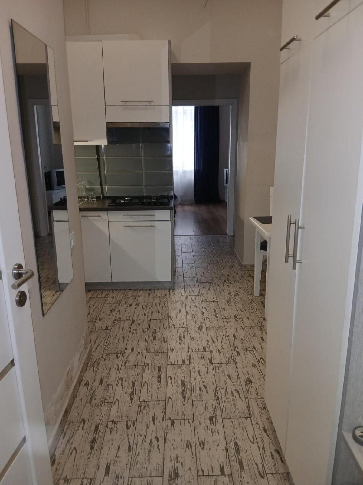 Skelnaia Apartment Lwów Zewnętrze zdjęcie